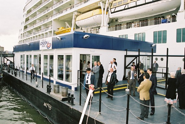 Cruise ship terminal